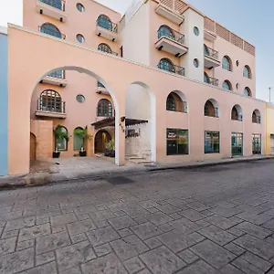 Colonial De Merida